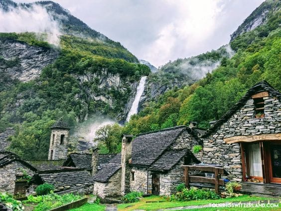 Solo travel to Foroglio Switzerland